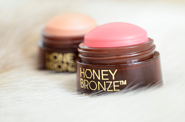  photo The Body Shop Honey Bronze Highlighting Dome6_zpsac25hn7q.png