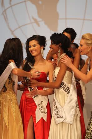 Miss Romania, Loredana Salanta winner of Top Model of the World 2011