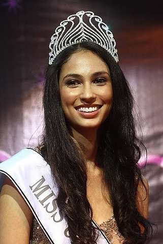 Miss Universe Malaysia 2011 Winner Deborah Priya Henry
