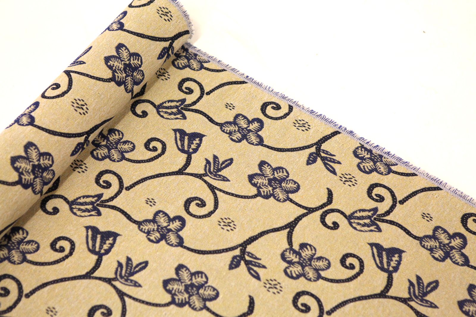 TRADITIONAL FLORAL FLOWERS TAPESTRY SOFT UPHOLSTERY CURTAINS SOFA