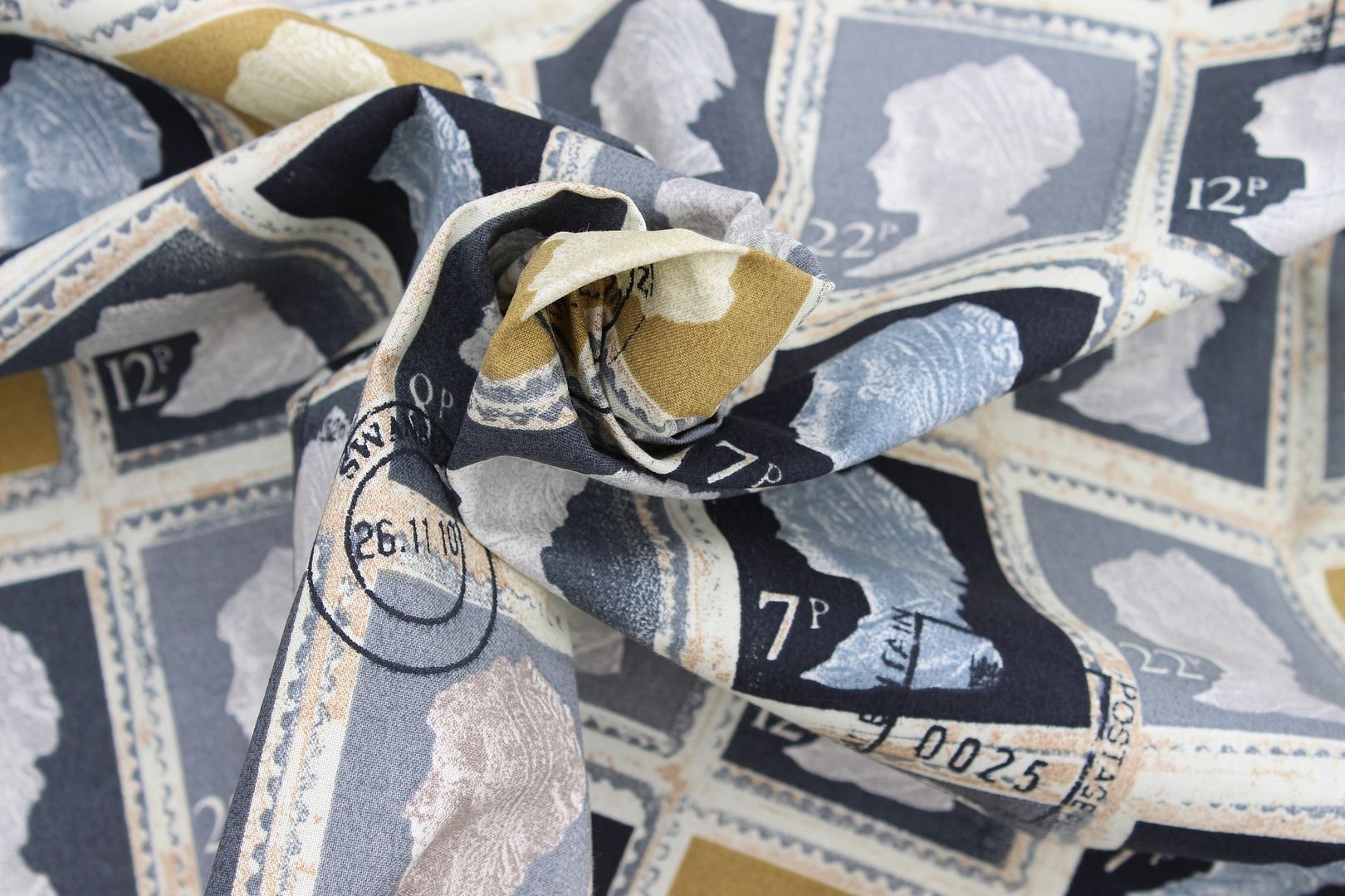 DESIGNER COTTON FIRST CLASS BRITISH STAMP PRETIGIOUS CUSHION UPHOLSTERY