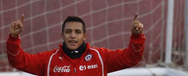 Chile-s-Alexis-Sanchez-celebra_54185230902_54115221155_600_244.jpg