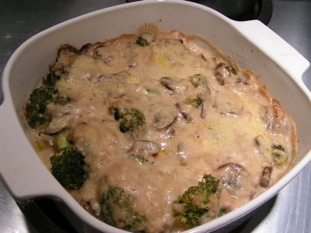 Chicken and Broccoli Bake « Oklahoma Pastry Cloth